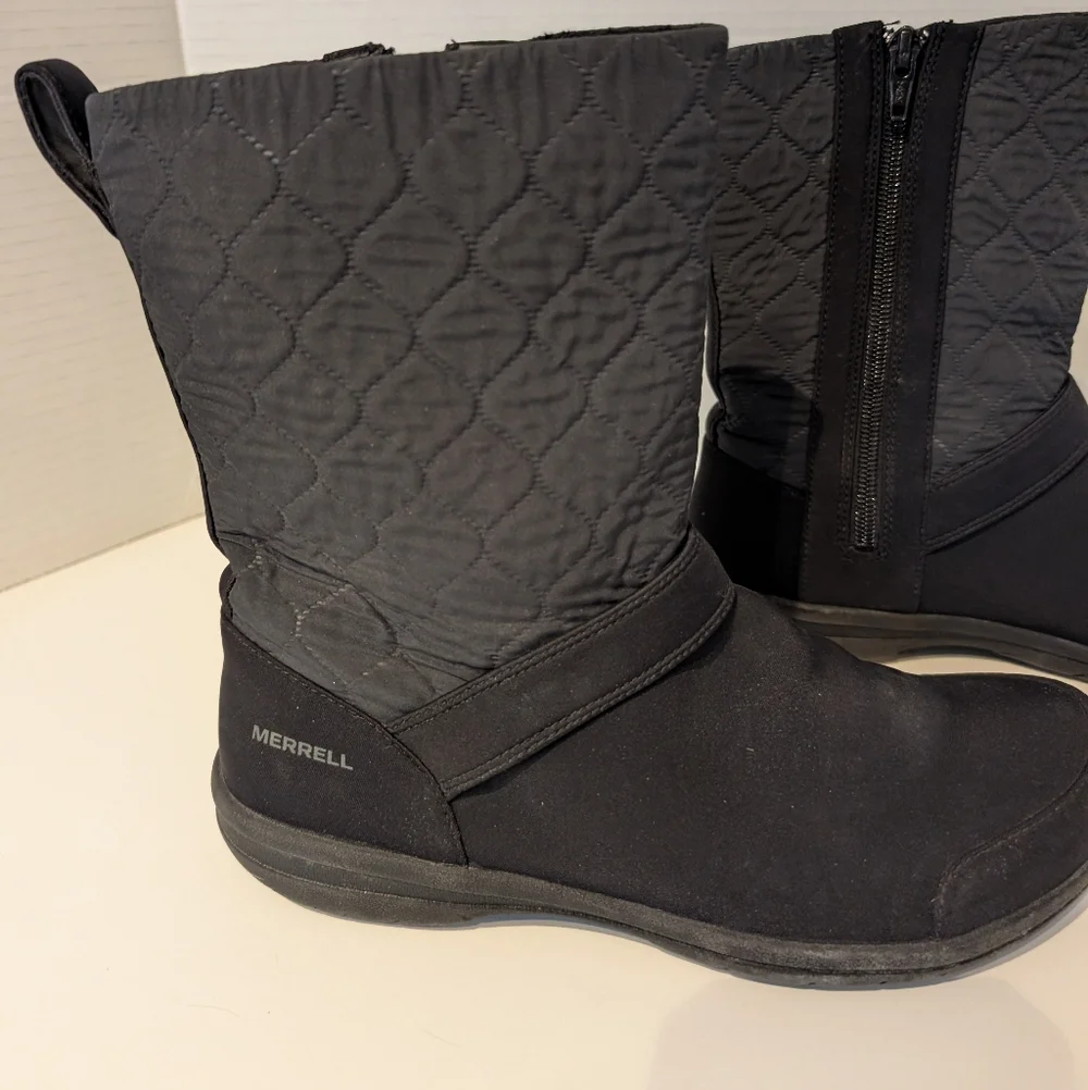 Merrell Womens Quilted Black Winter Boots‎ Sz. 7.5